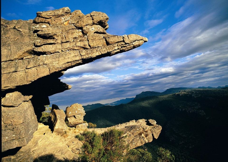 Goldfields & Grampians<br /><br />History, nature and culture combine spectacularly in Victoria’s regional heart. For a brief time in the mid-19th century, more than a third of the world’s gold came out of Victoria and, today, the spoils of all that precious metal can be seen in the grand regional cities of Bendigo and Ballarat, and the charming towns of Castlemaine, Kyneton and Maldon. This is a fantastic region for touring, with a range of contrasting landscapes, from pretty countryside and green forests, red earth and granite country, to farmland, orchards and wineries.<br /><br />Further west, there’s a different type of history to experience at Grampians National Park, one of Victoria’s great natural wonders. Some 80%25 of Victoria’s Aboriginal rock-art sites are found here, and the majestic ranges are an adventurer’s paradise, lording it over the idyllic Wartook Valley and the towns of Halls Gap and Dunkeld.